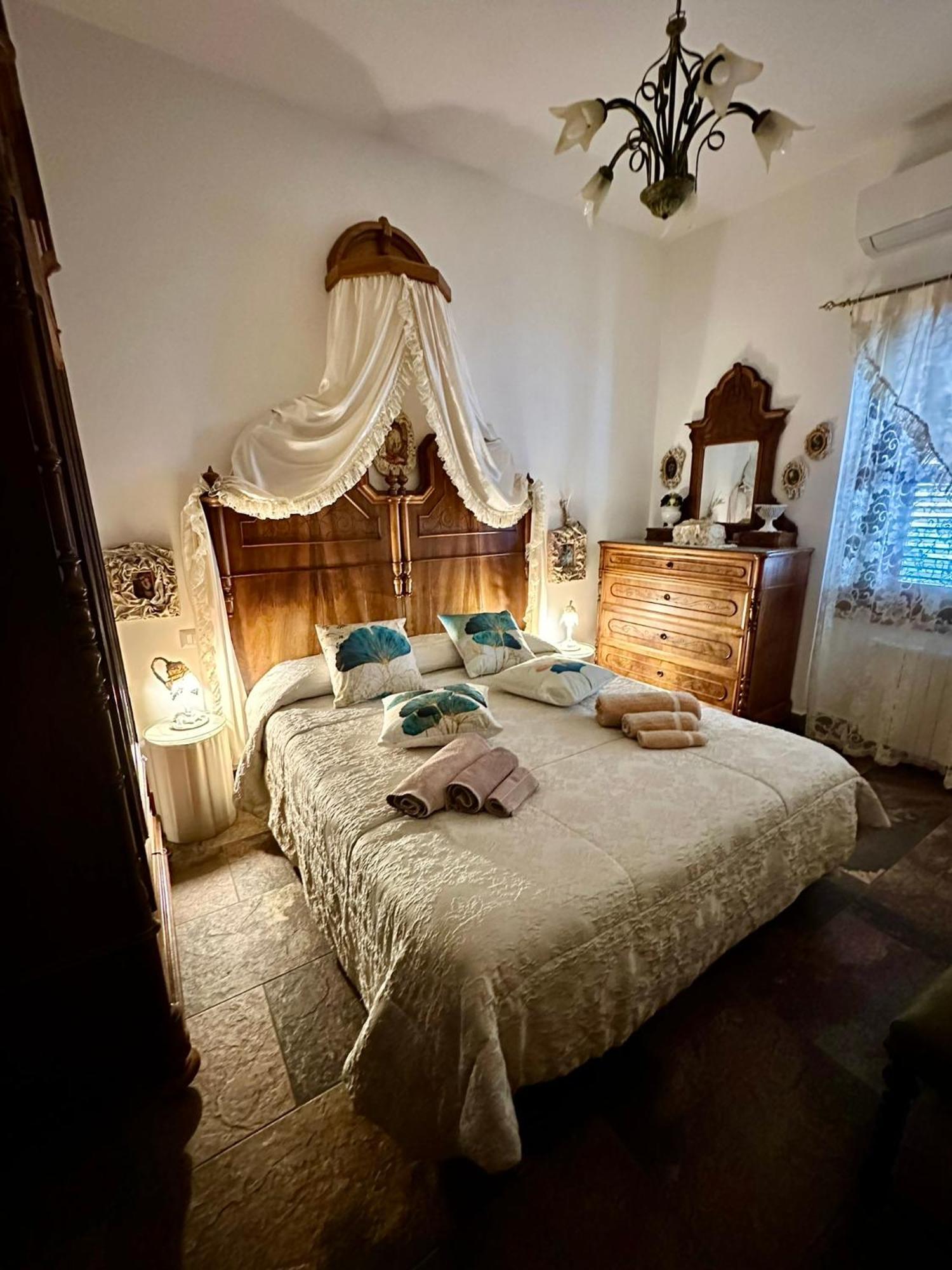 Domo All'Antico Borgo Oristano Luaran gambar