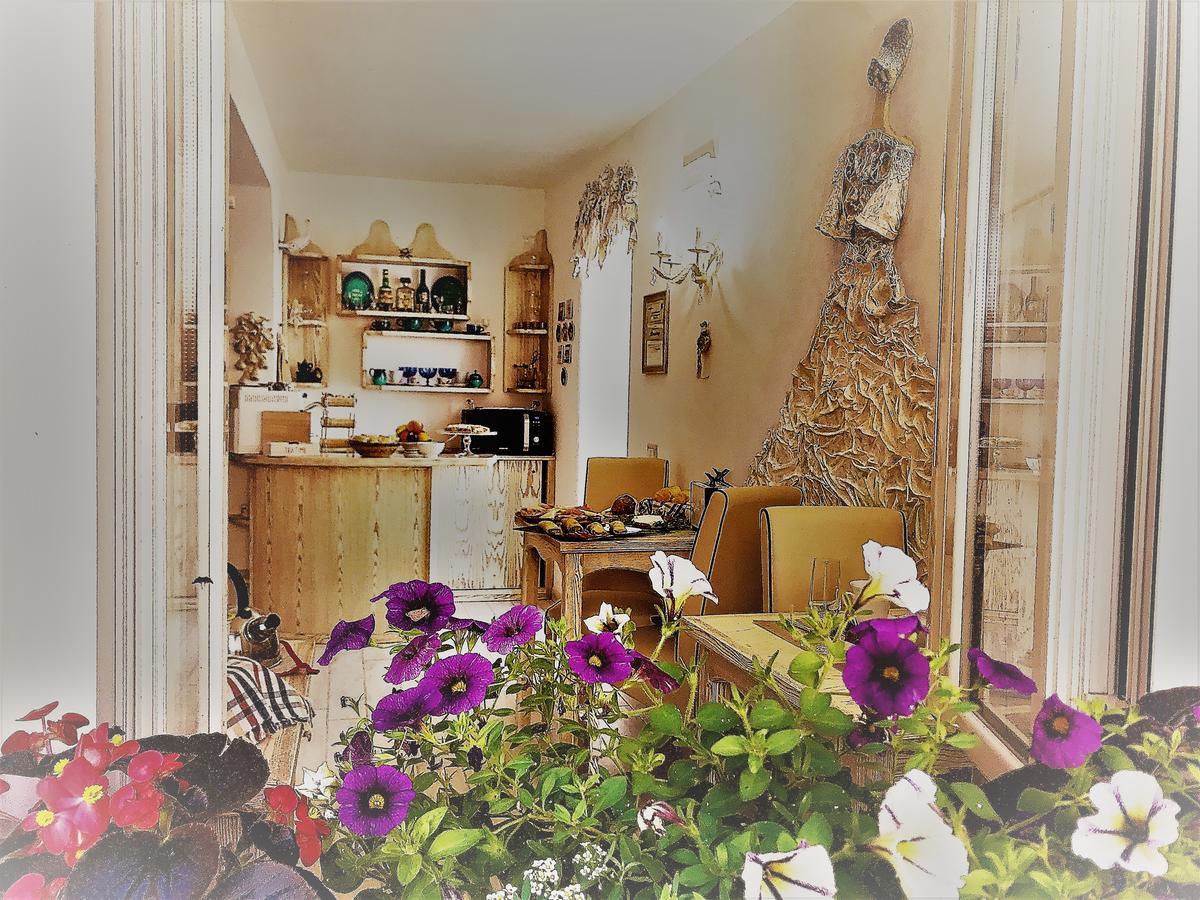 Domo All'Antico Borgo Oristano Luaran gambar